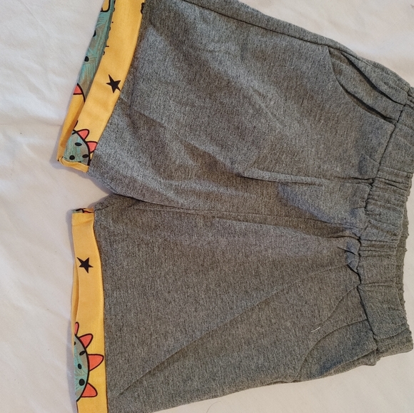 2 piece boys short set - Picture 3 of 6